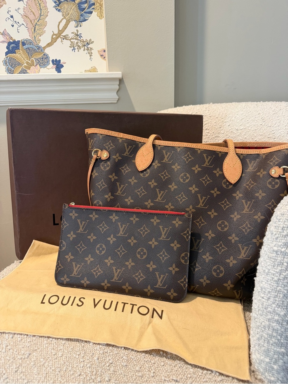 Authentic Louis Vuitton Neverfull MM Monogram + Pouch Box Dust Bag
